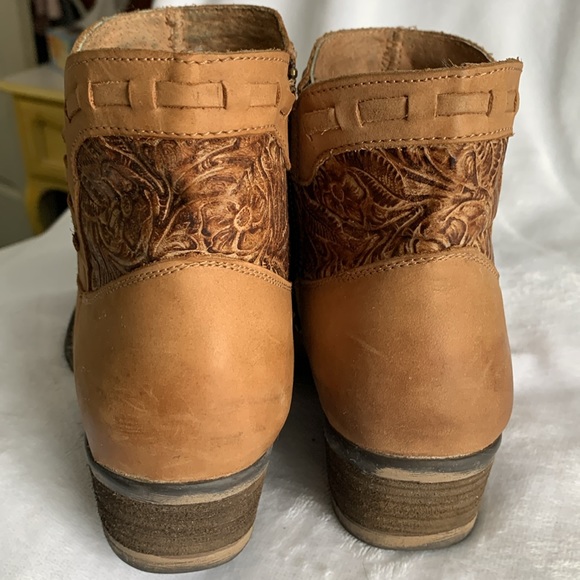 Circle G - Picture 3 of 11